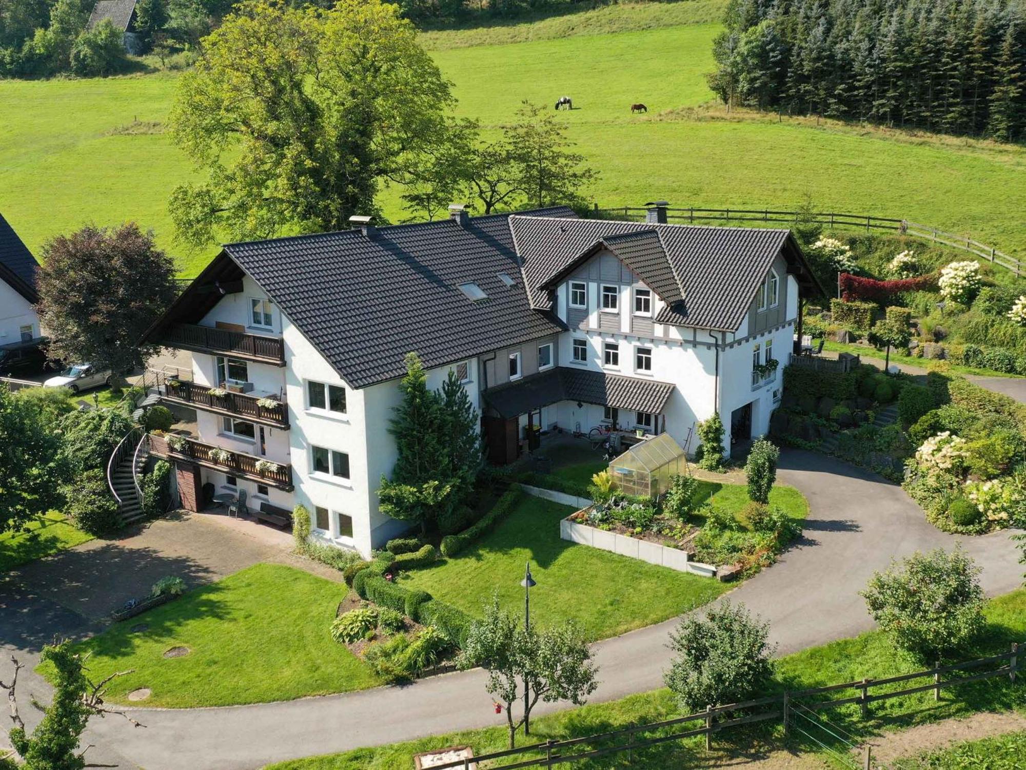 Ferienwohnungen Familie Schauerte Schmallenberg Buitenkant foto